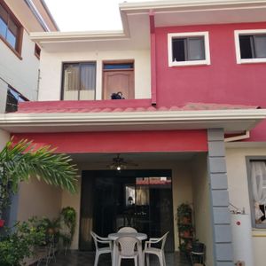 Bonita Casa En Venta