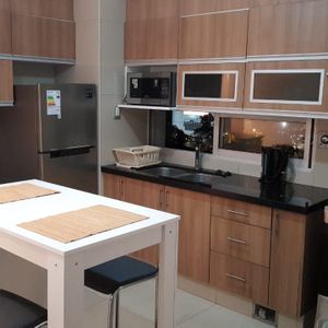 Monoambiente A La Venta Por Motivo De Viaje , Con Parqueo Y Baulera.