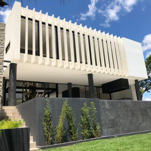 Casa De Diseño A Estrenar 