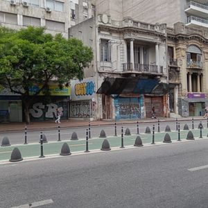 Local Comercial Alquiler 18 De Julio Y Pablo De Maria