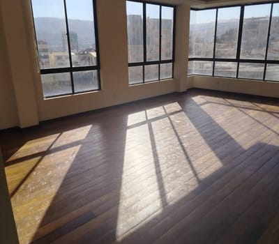 Ocasion Departamento En Venta En Auquisamaña De 4 Dormitorios
