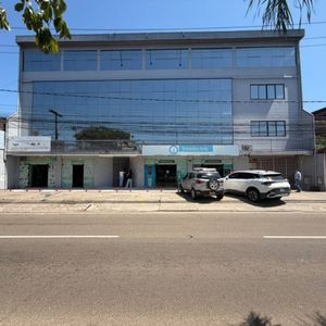 Edificio En Alquiler, 2do Anillo.
