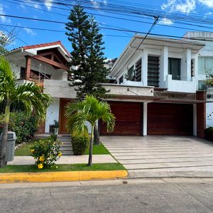 Condominio Barrio Norte | Residencia De Lujo En Venta 