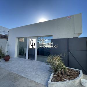 Apartamento En Alquiler Dos Dormitorios Con Cochera En Buceo