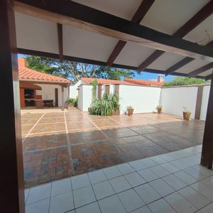 Casa  De 3 Dormitorios 