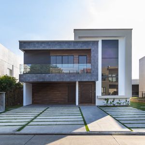 Lujosa Y Exclusiva Casa En Venta A Estrenar En Urubo