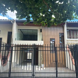 Casa En Venta 2do Anillo Zona Norte