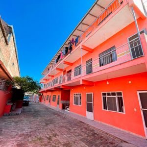 Edificio De 15 Habitaciones