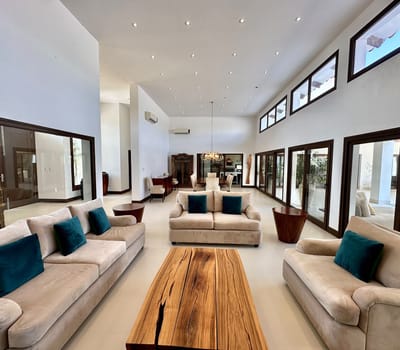 Casa De Lujo En Alquiler - Urubo 