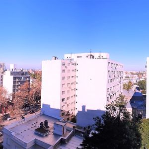 -apartamento De 1 Dormitorio Amplio, La Blanqueda, Hospital Militar