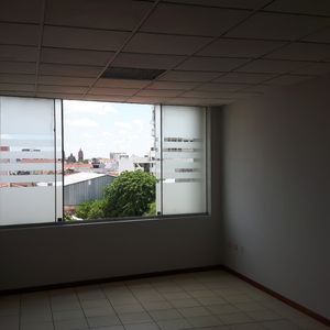 Propietario Vende Oficina De Ocasión!!!