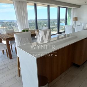 Surfside - 1 Suite + Den