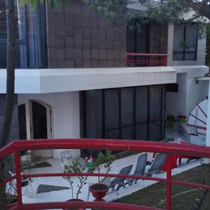 Casa Alquiler Cota Cota $us 800