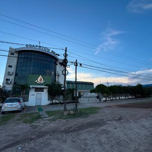 Edificio Coorporativo En Venta Zona Norte, Km 16.5 Y Av Banzer