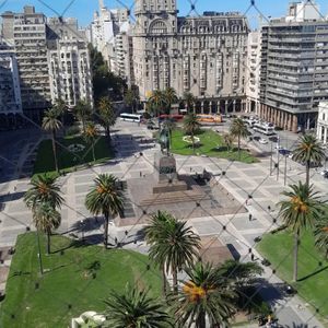 Dueño Alquiler Apartamento - 2 Dormitorios En Centro . Piso 12 Con Calefacción 