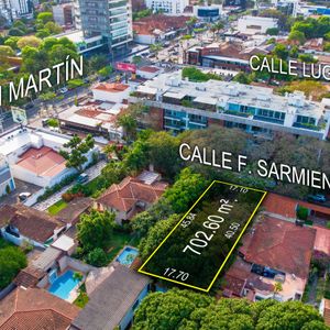 Casa Con Terreno En Venta Equipetrol
