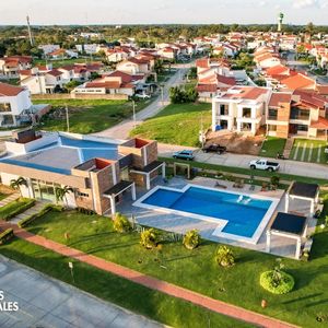 Hermosa Casa En Venta En El Urubo