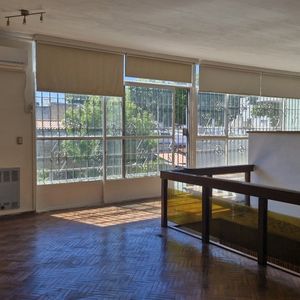Venta Casa 3 Dorm En Reducto, Ramon Marquez