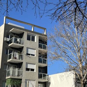 Venta Monoambiente En Aguada. Agraciada