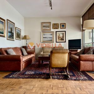 Venta Apartamento, 3 Dormitorios Y Servicio, 3 Baños, Balcón, Tres Cruces