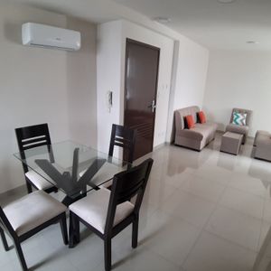 Full Equipado 2 Cuartos, 2 Baños, 1 Balcon. Parqueo Y Baulera 74m2