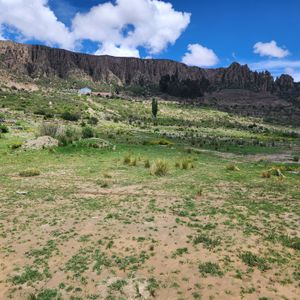 Amplio Terreno En Achocalla  Camino A Puente Vela