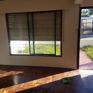 Excelente Casa En Venta 3 Dor A Metros De Gral Flores