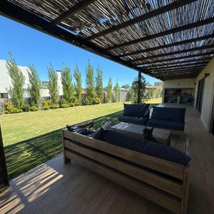 Venta Casa 3 Dormitorios En VIñedos De La Tahona