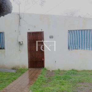 Terreno Más Casa A Reciclar En La Teja
