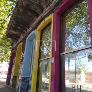Casa En Venta En Av. Agraciada