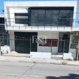 Venta De Local Con Casa En Sayago