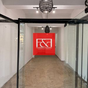 Local Comercial En Alquiler Ubicado En Centro