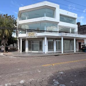 Edificio Comercial En Alquiler