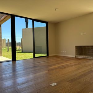 Huertas. Moderna. 3 Dorms. Piscina.  Amenities.