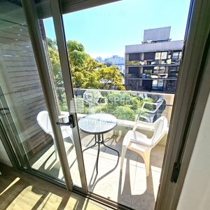 Va2326/2 Venta Apto Monoambiente Pocitos  C/ Balcón