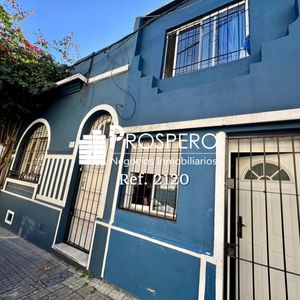 2120/p Venta Casa  4dorm+ Altillo Tres Cruces Garaje