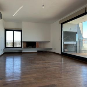 Penthouse En Loop, 2 Baños, Gran Terraza. Piscina, Vigilancia, Bbcoa, Gym