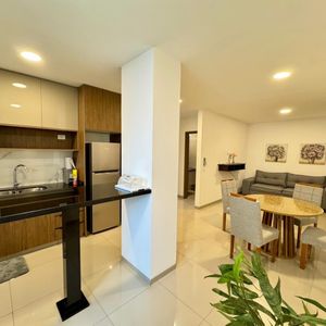 Departamento Amoblado En Equipetrol 2 Dormitorios