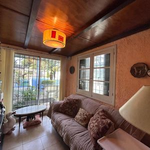 Casa De 3 Dormitorios Y Piscina En Barrio Maroñas