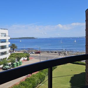 Apartamento Con Vista Al Mar Zona Puerto