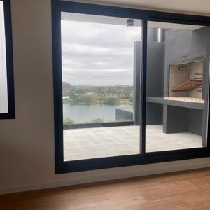 Venta Penthouse 2 Dormitorios En Av De Las Americas  Con Vista Al Lago