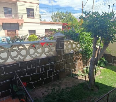 Propiedad Céntrica De Rentas Próxima Colegio La Salle Cochabamba