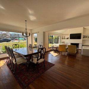 Venta Casa De 3 Dormitorios En Lomas De La Tahona