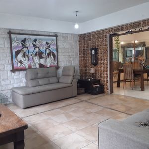 Venta Casa Malvín 3 Dormitorios 2 Baños Y 2 Apartamentos