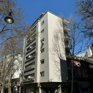 Local Comercial Esquina Zona Centro Dos Niveles