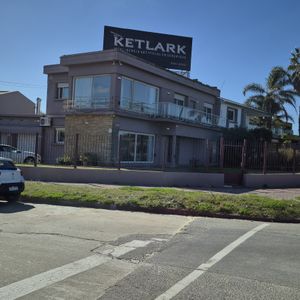 Exclusiva Residencia De Lujo En Rambla Punta Gorda: Vistas Panorámicas Y Confort Inigualable.
