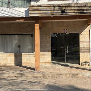 Oficinas En Alquiler, Calle Republiquetas Frente A La Plazuela Calleja