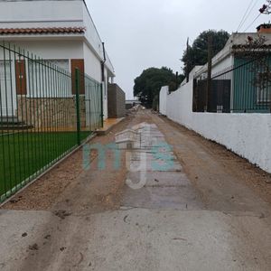 Alquilo Gran Terreno, Jardines Del Hipódromo.
