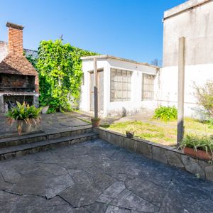 Venta Casa Parque Batlle, 3 Dorm, 2 Baños, Jardín, Gge X2 Y Fondo C/parrillero