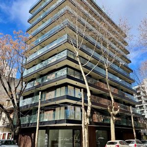 Dueño Vende Con Renta. Un Dormitorio Con Garage